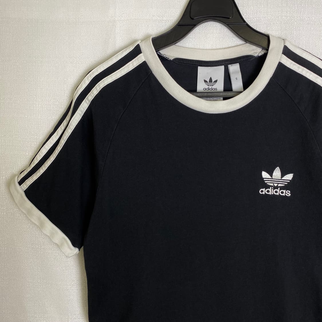 아디다스 오리지널 3선 반팔 티셔츠 블랙 상품이미지1