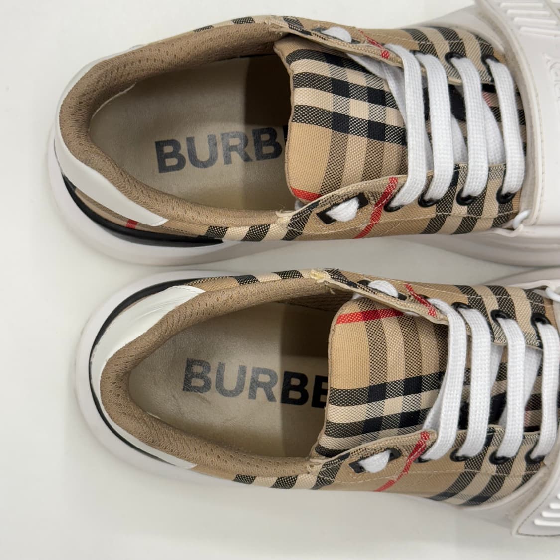 [42] 버버리 체크 레지스 스니커즈 상품이미지6