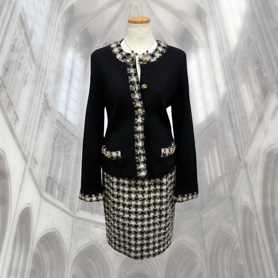 일본 빈티지 울100 클래식 금장 블랙 트위드 셋업 상품이미지4