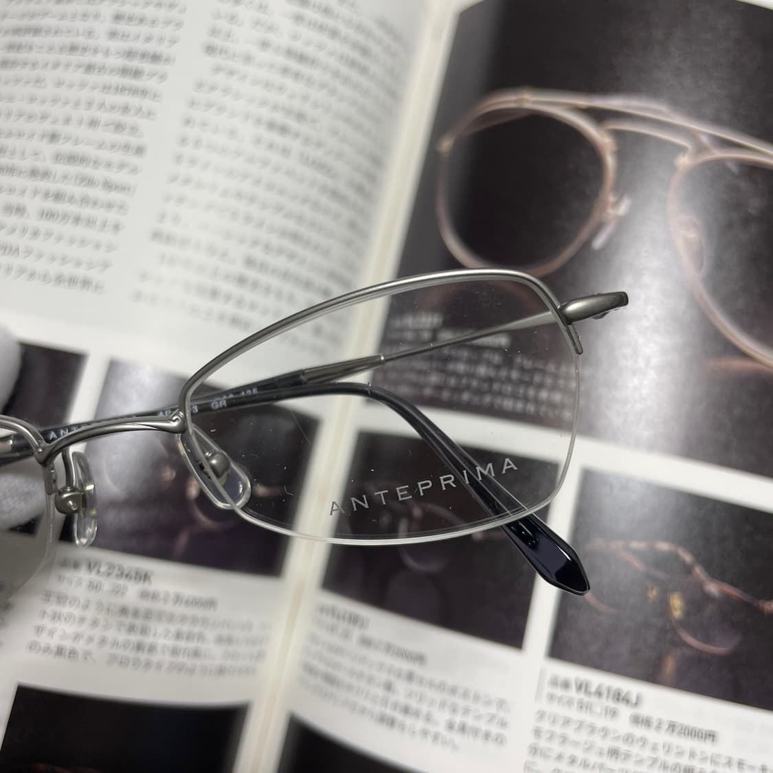 ANTEPRIMA 안테프리마 반무테 실버 티타늄 안경 상품이미지2