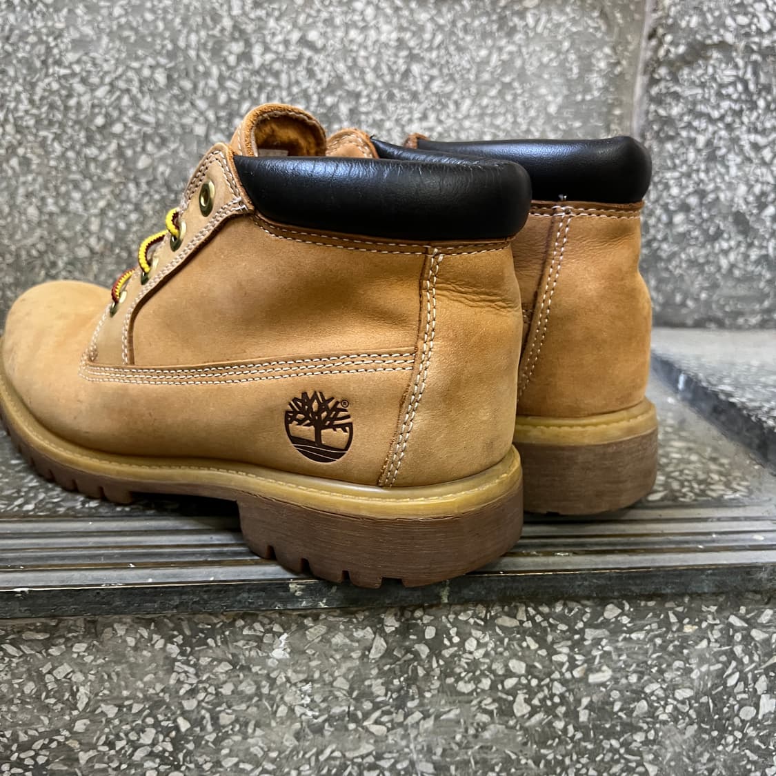 팀버랜드 프리미엄 워터프루프 추카 부츠 상품이미지4