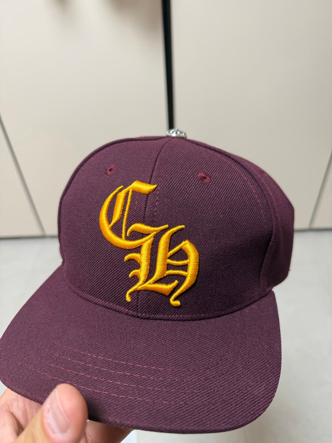 (미시착 새상품) 크롬하츠 베이스볼캡 버건디 상품이미지3