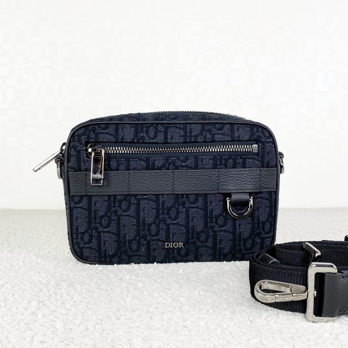 디올 사파리 메신저백 미니 스트랩백 상품이미지1