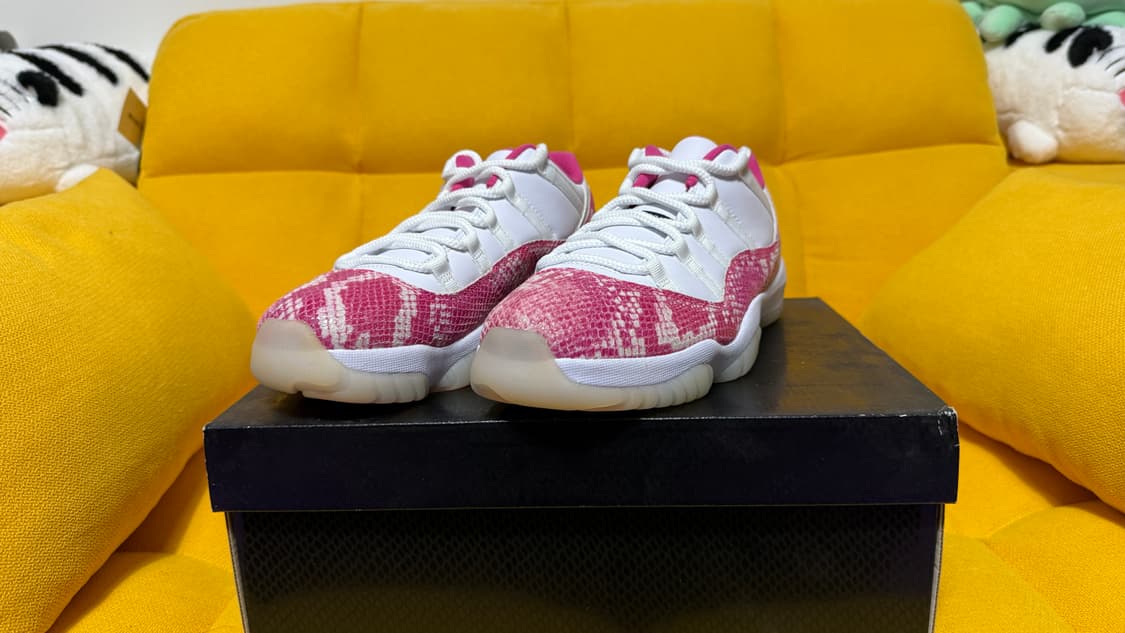 조던11 분뱀(265) 새상품 상품이미지1