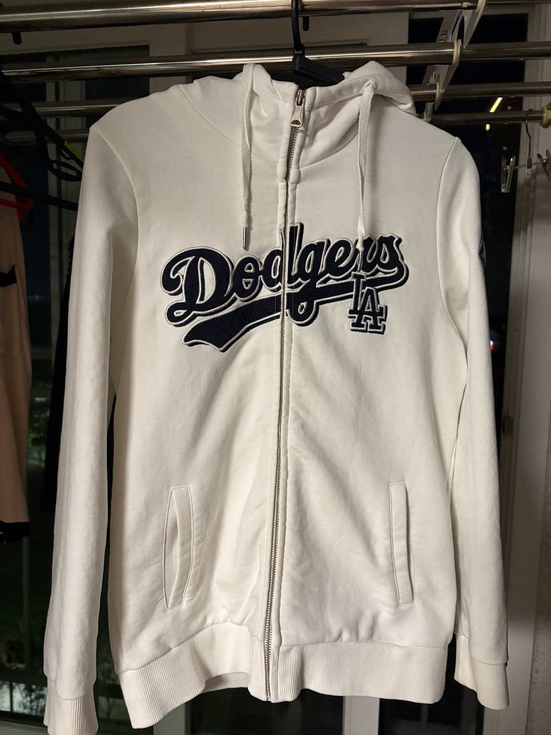 LA 다저스 로고 MLB 후드집업 화이트 상품이미지2