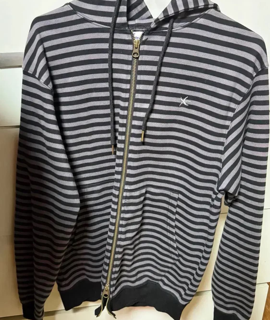 더콜디스트모먼트 후드집업 s 상품이미지1