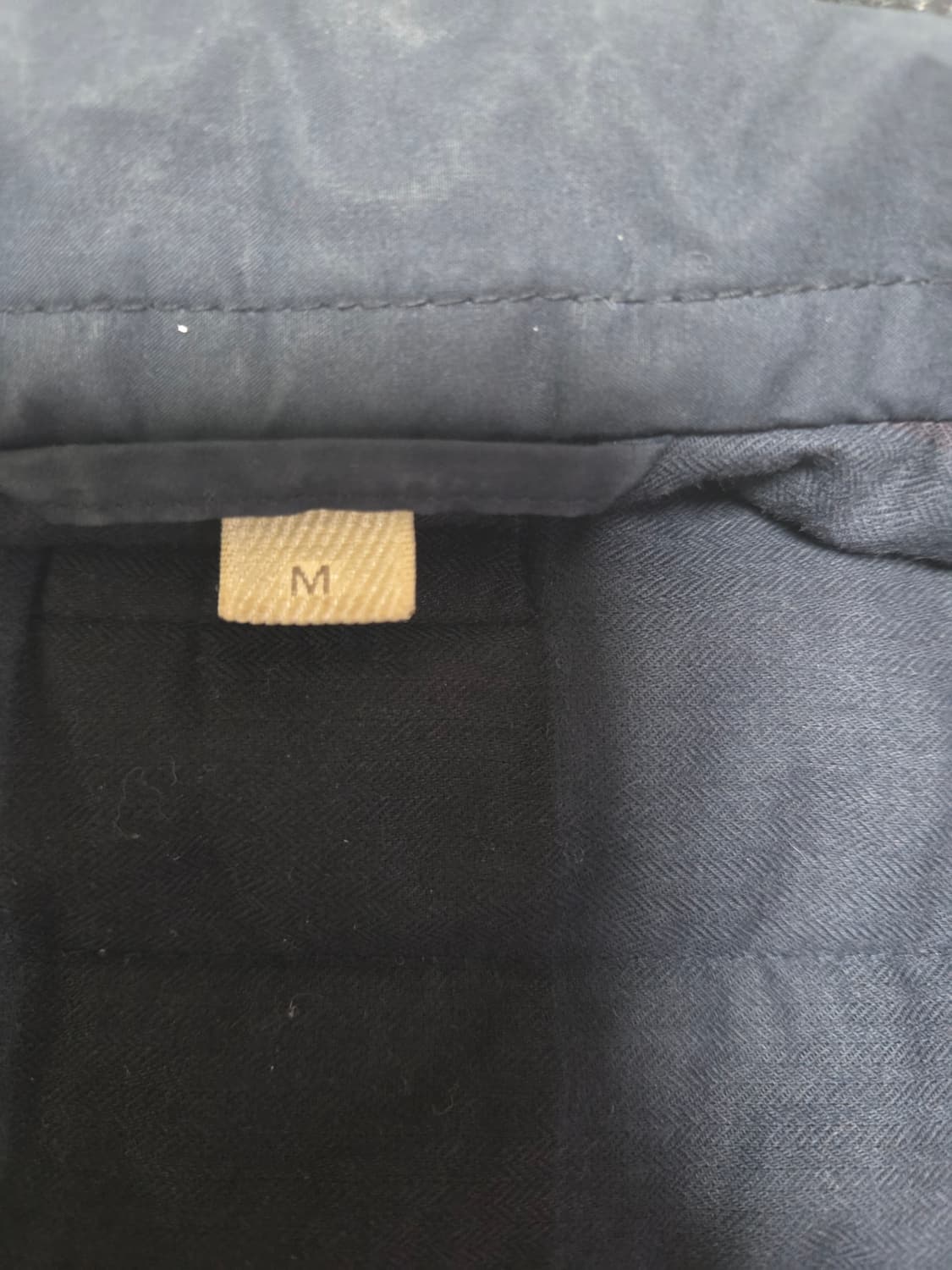 버버리 퀄팅 자켓 팝니다 상품이미지4