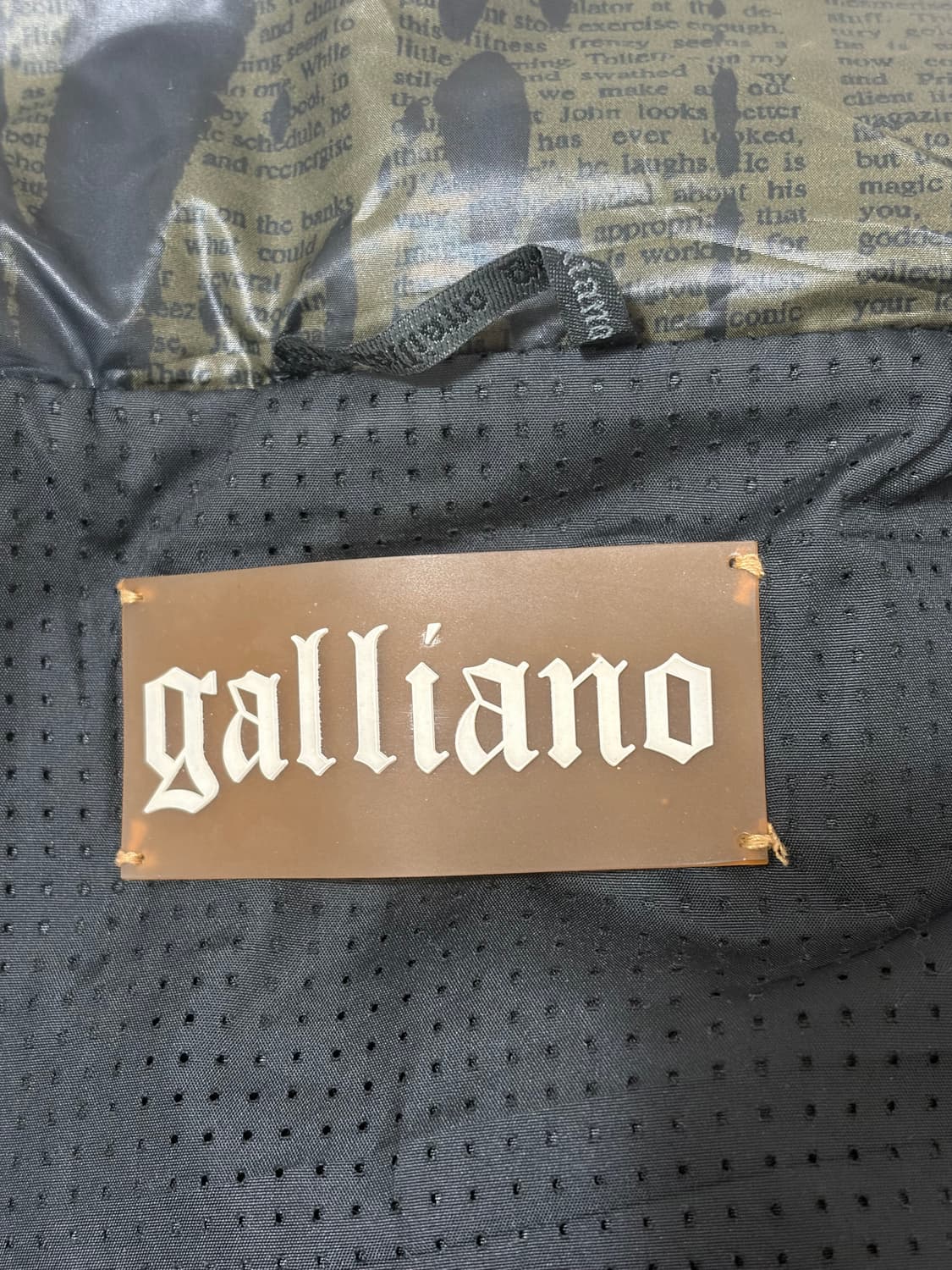 존 갈리아노 조끼 바람막이 패딩 상품이미지3