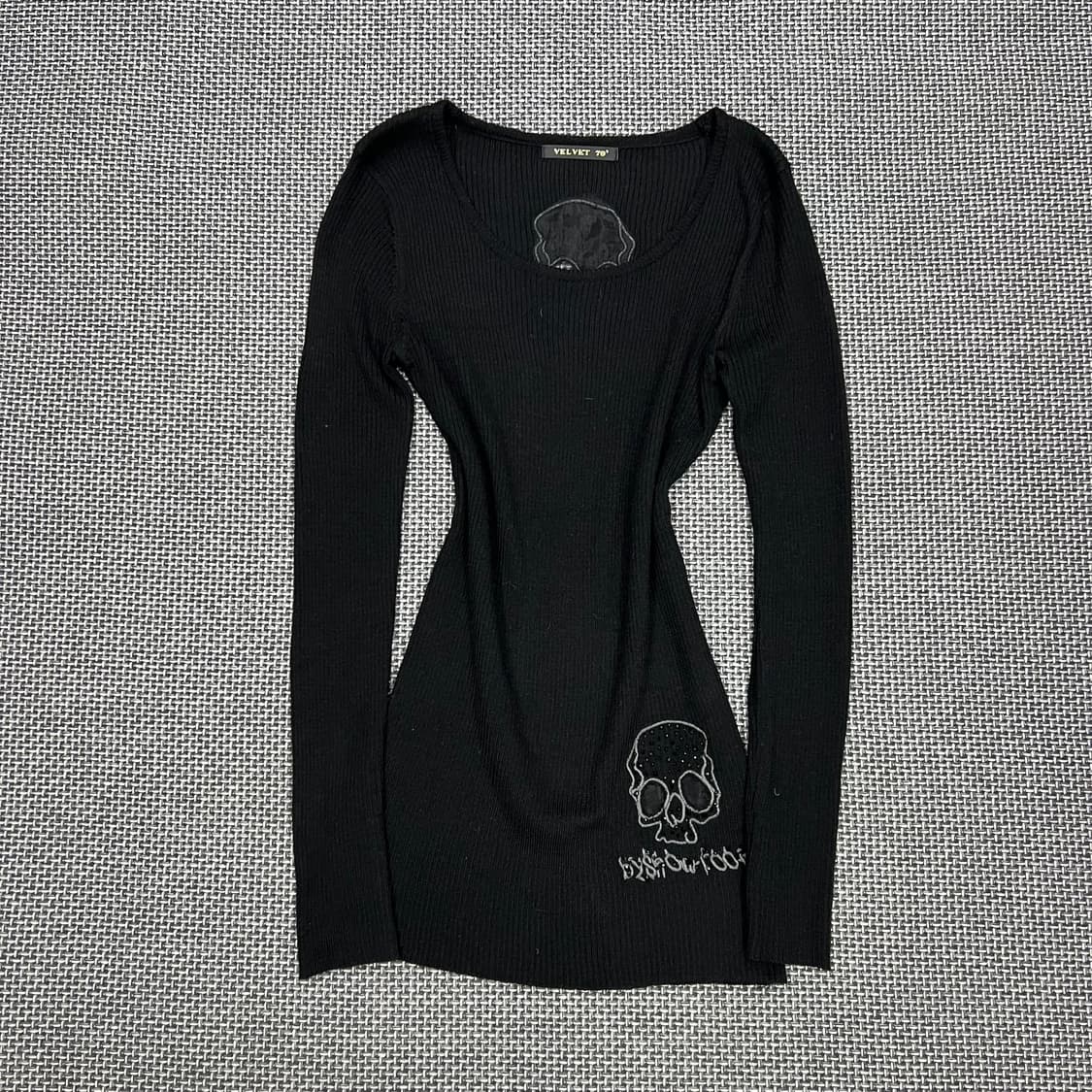 빈티지 고딕펑크갸루 스컬 큐빅 롱슬리브 상품이미지1