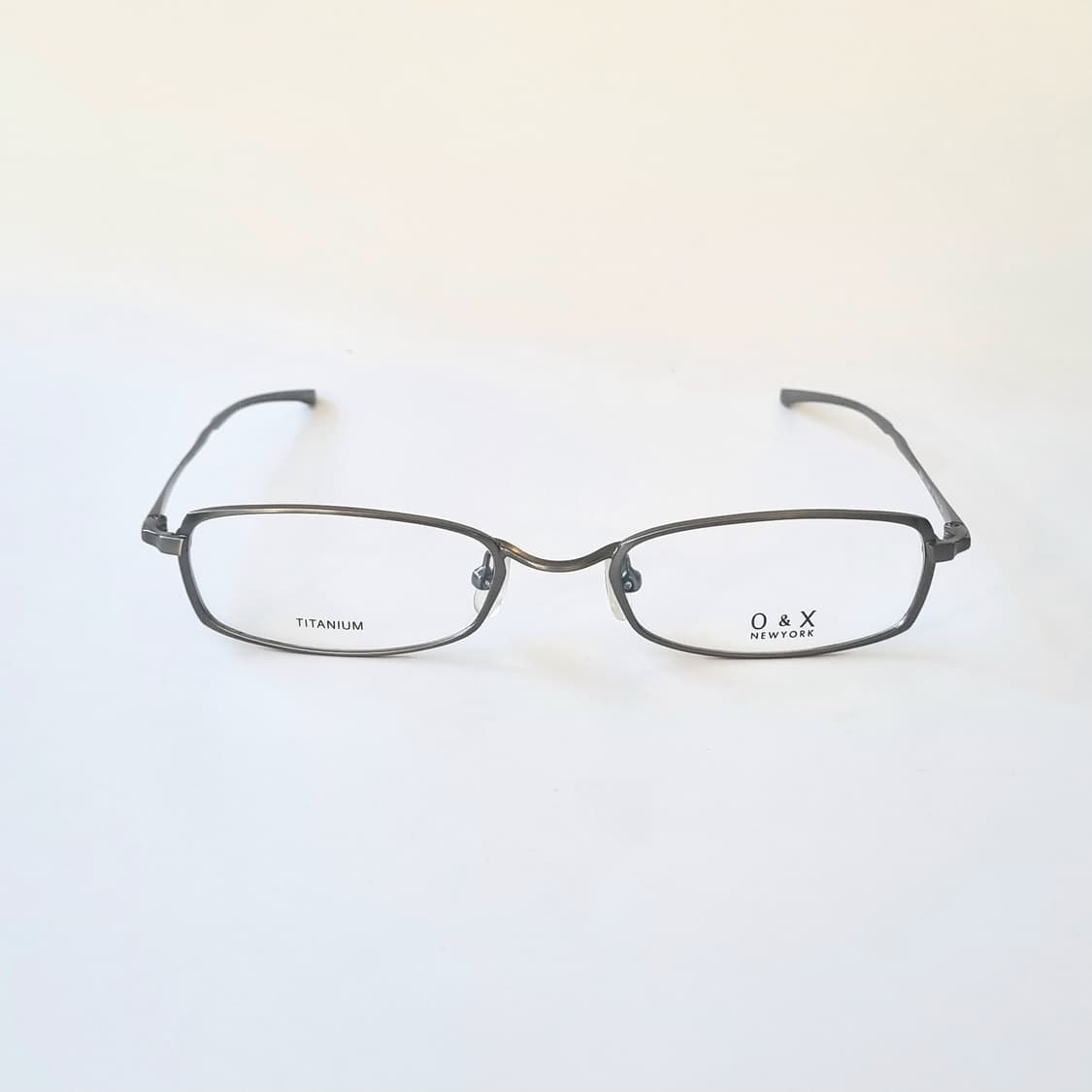 데드스탁 가볍고 튼튼한 O&X 뉴욕 정품 티타늄 안경테  517 상품이미지3