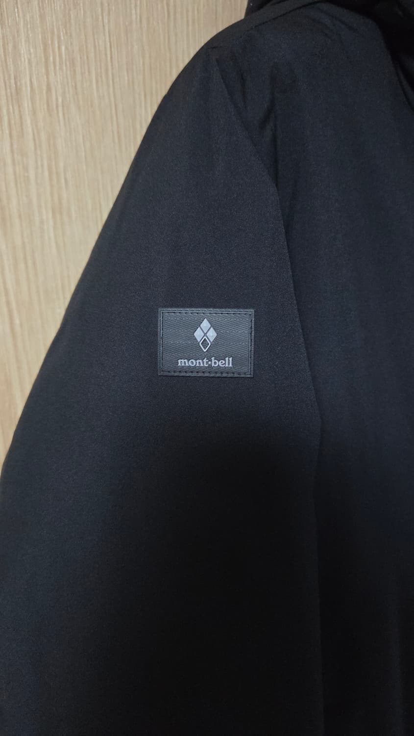 (착샷)  몽벨 에어웜 패딩 자켓 상품이미지2