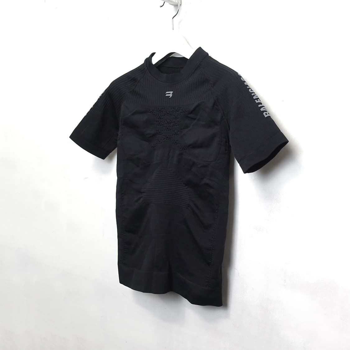 BALENCIAGA 발렌시아가 바이커 셔링 스포츠 크루넥 티셔츠, M 상품이미지4