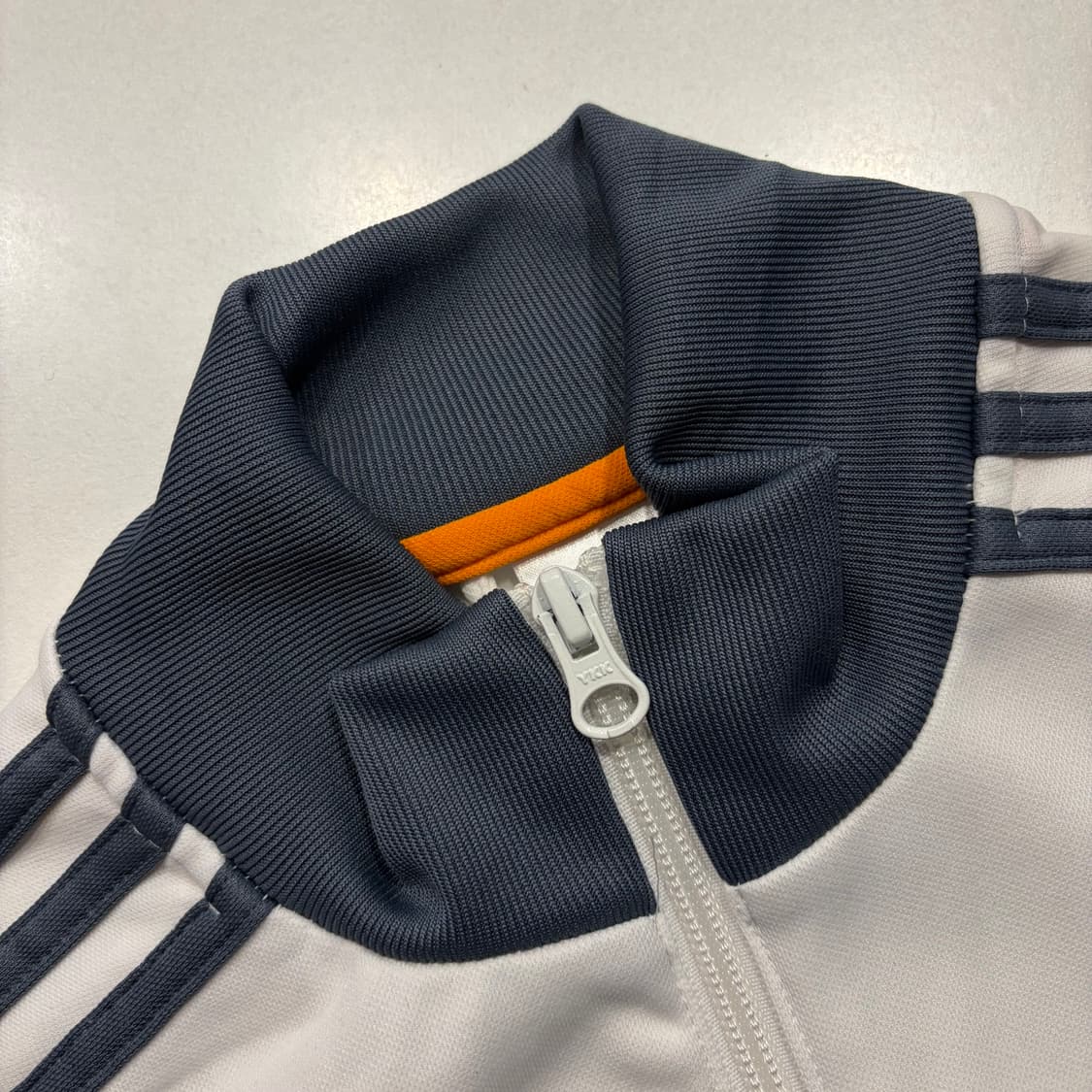 [90] 13s 아디다스 레알마드리드 트랙탑 져지 화이트 D35 상품이미지4