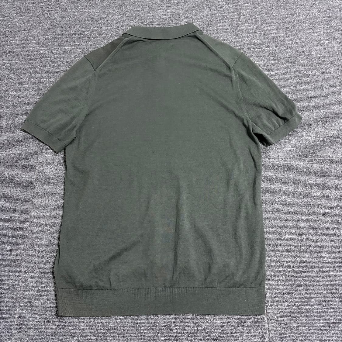 COS 슬림 실크 반팔 카라 니트 상품이미지5