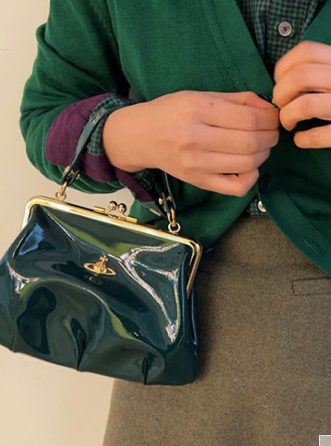 비비안 웨스트우드 에나멜 그래니백 그린 상품이미지1