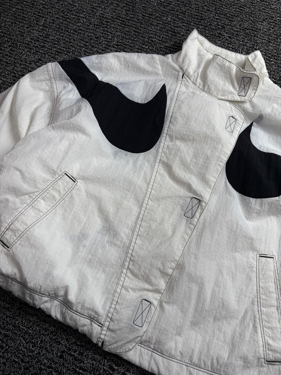 나이키 우먼스 더블 빅스우시 나일론 박시핏 크롭 바람막이 1462 상품이미지5