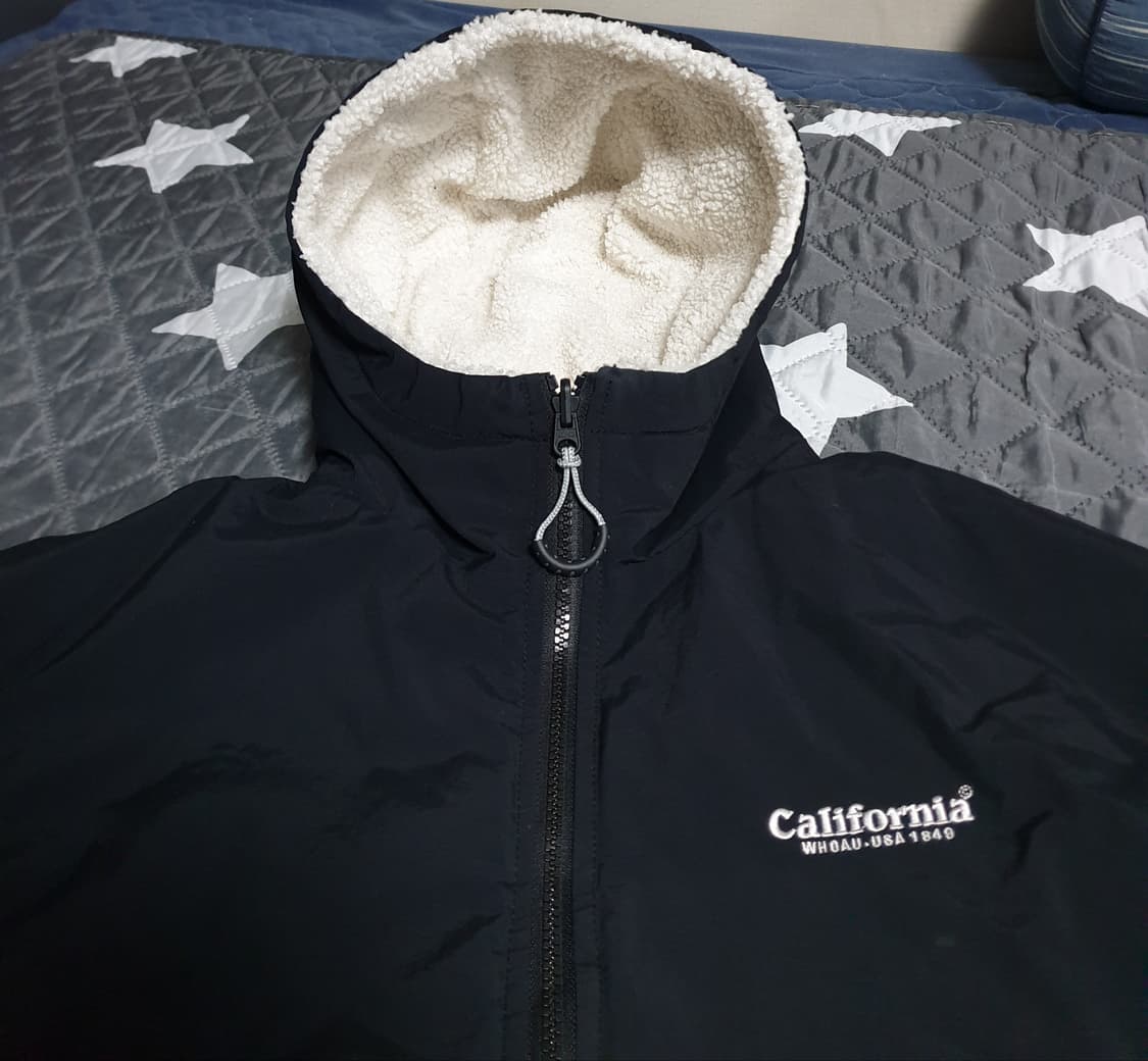 후아유 캘리포니아 양털 리버시블 패딩 점퍼 블랙 (M) 상품이미지2