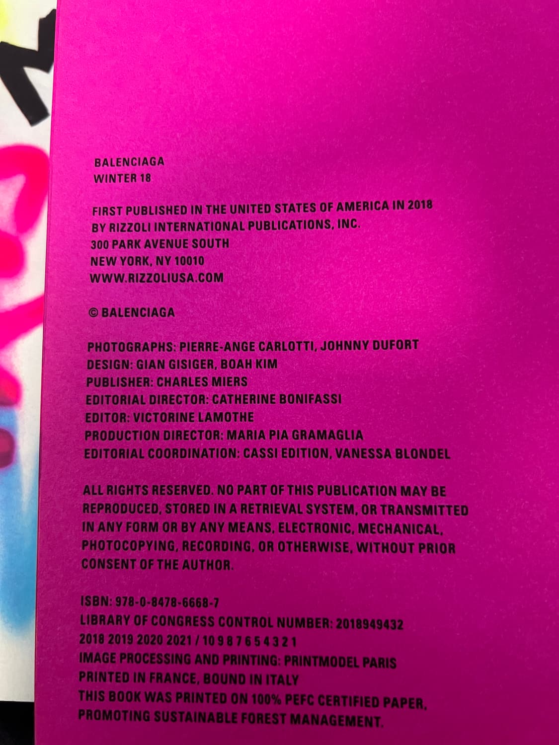발렌시아가 18FW 컬렉션북 상품이미지4