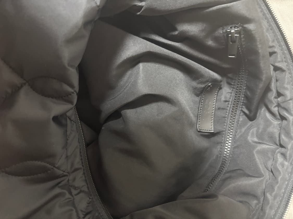 코스 퀄티드 크로스바디 메신저백 상품이미지4