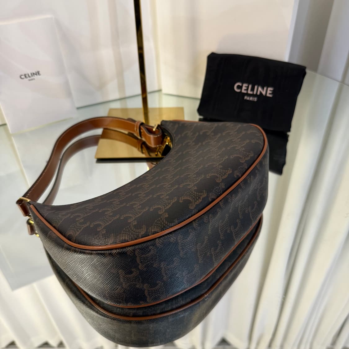 셀린느 트리오페 아바백 캔버스 카프스킨 탄 상품이미지4