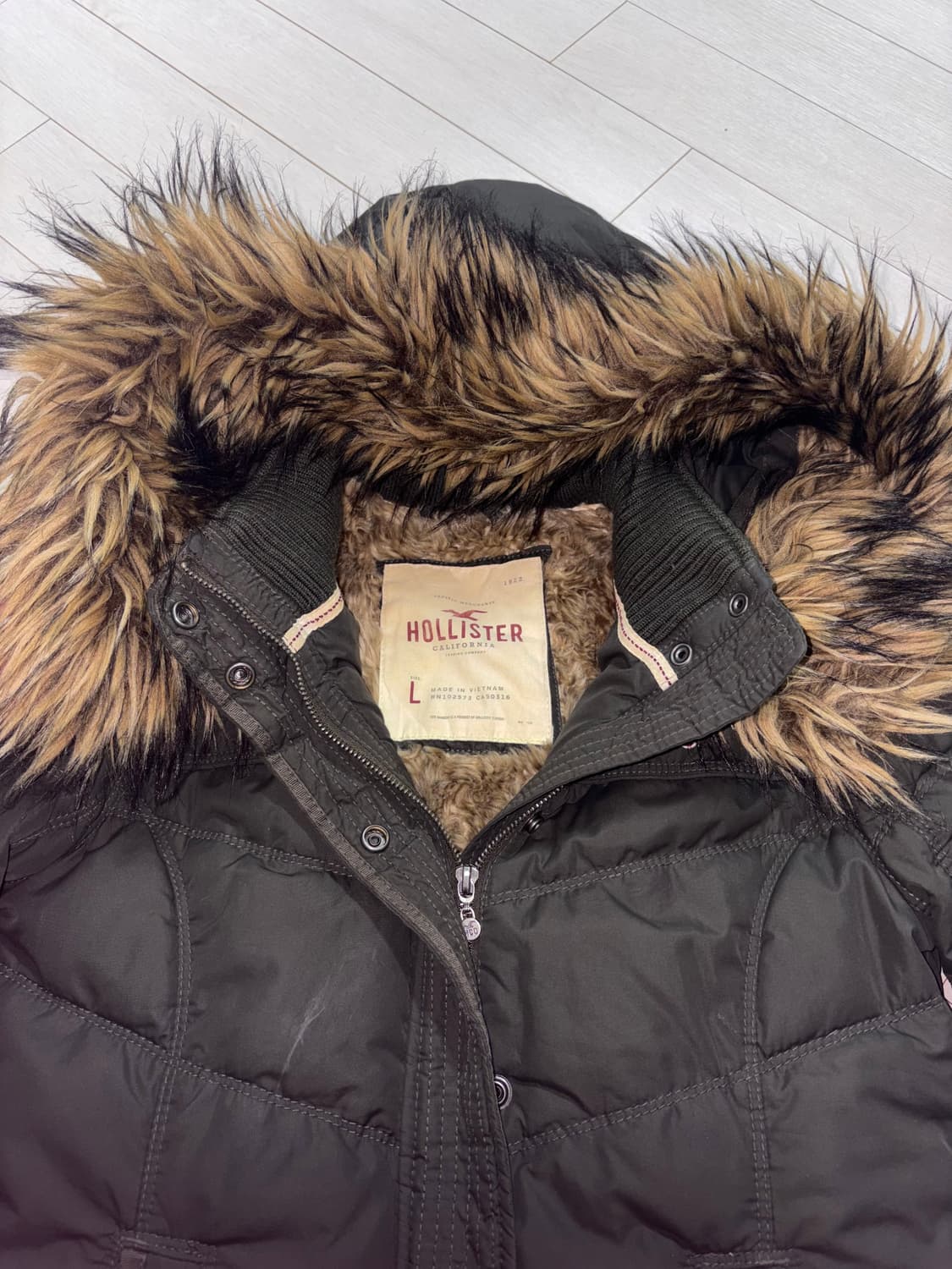 홀리스터 울프죠 털 후드 패딩 L 상품이미지3