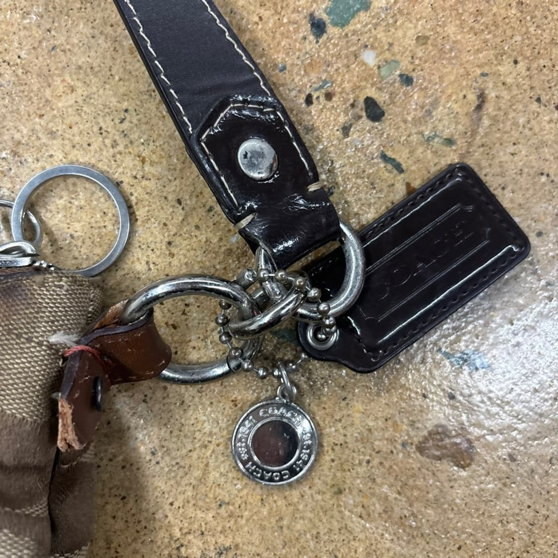 코치 브라운 시그니처 숄더백 가방  상품이미지8