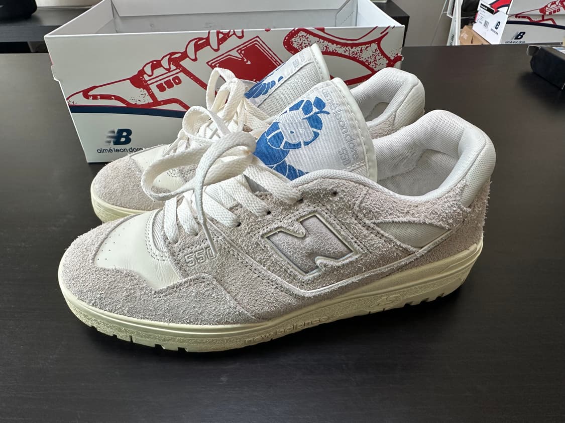 뉴발란스 550 에메 레온 도르 그레이 스웨이드 상품이미지1