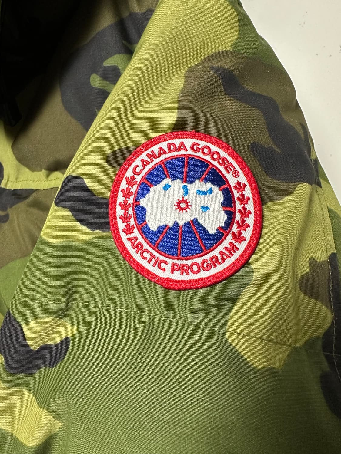 캐나다구스 맥밀란 카모 L 상품이미지4