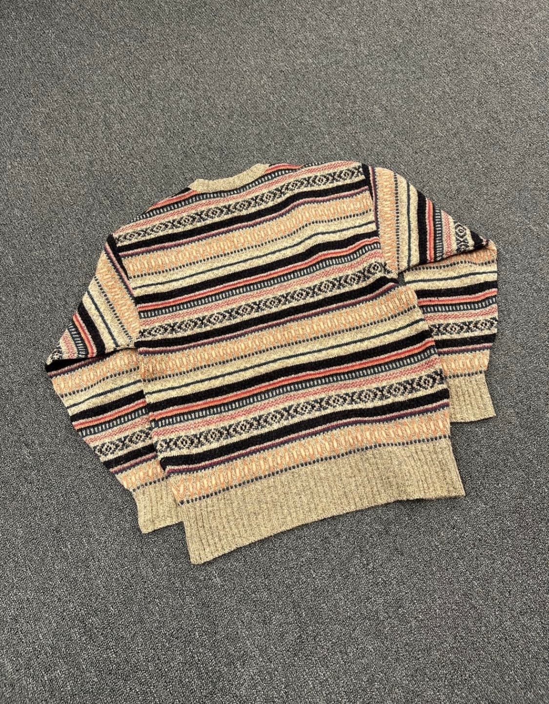 [M] 맥그리거 패턴 니트 상품이미지3