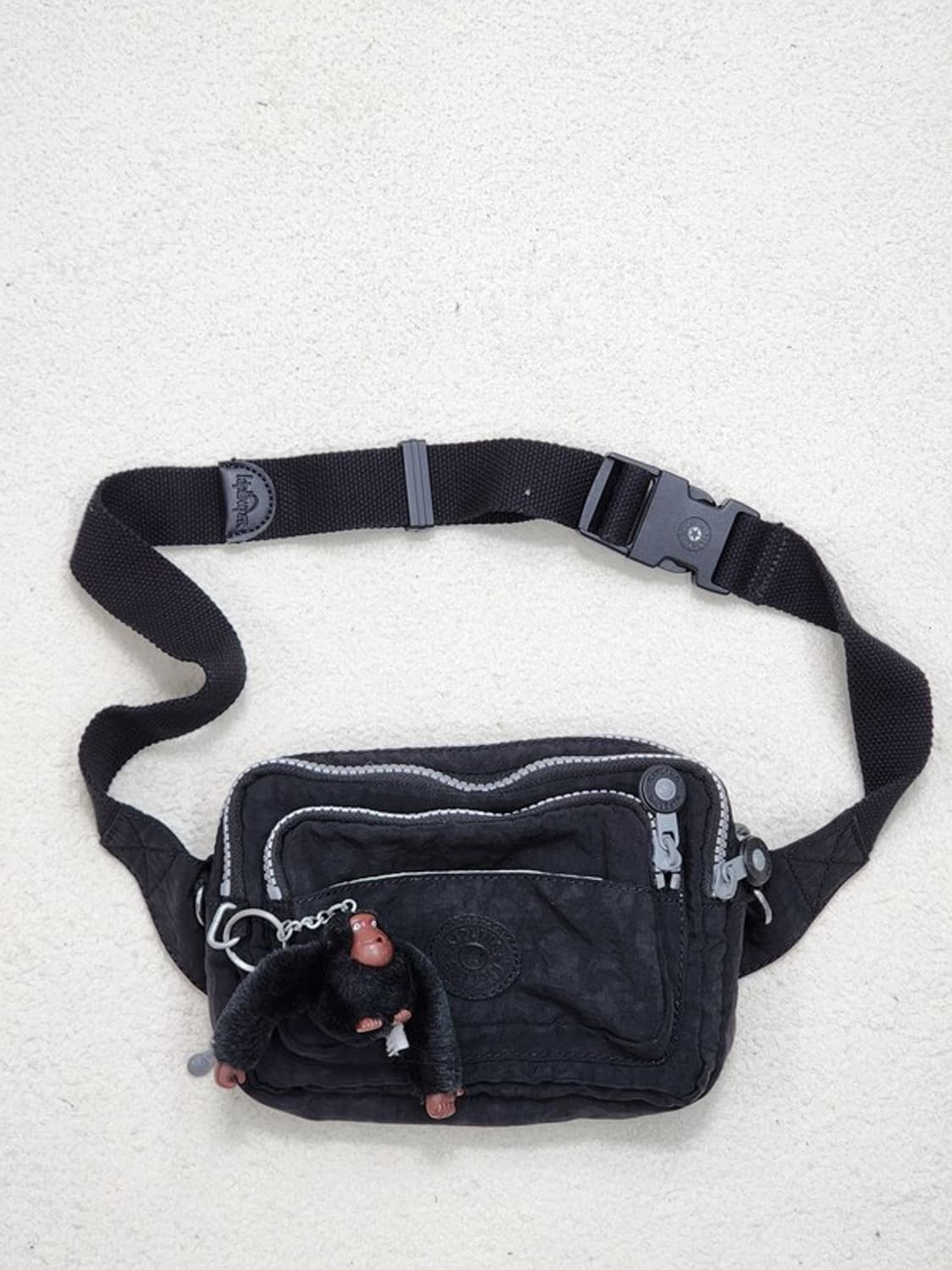 KIPLING 블랙 미니 힙색+크로스 2way 상품이미지2