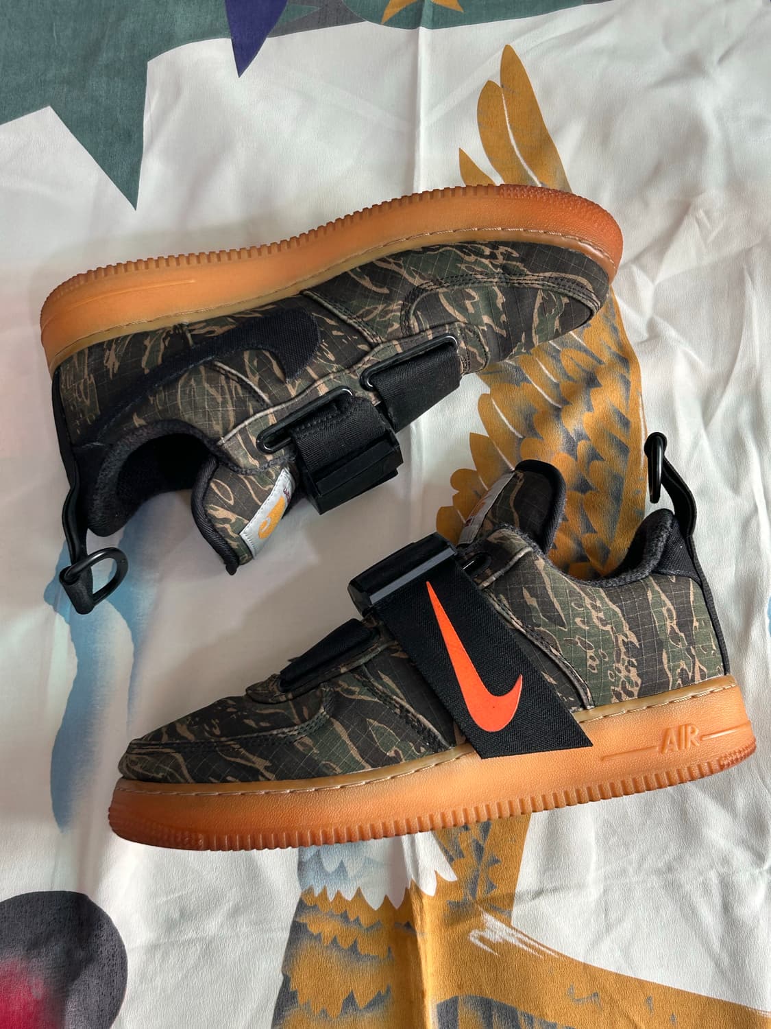 나이키 X 칼하트 에어포스1 카모 265 상품이미지1