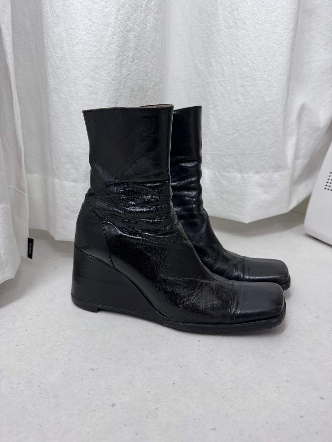 오즈세컨 스퀘어토 가죽 앵클 부츠 상품이미지3