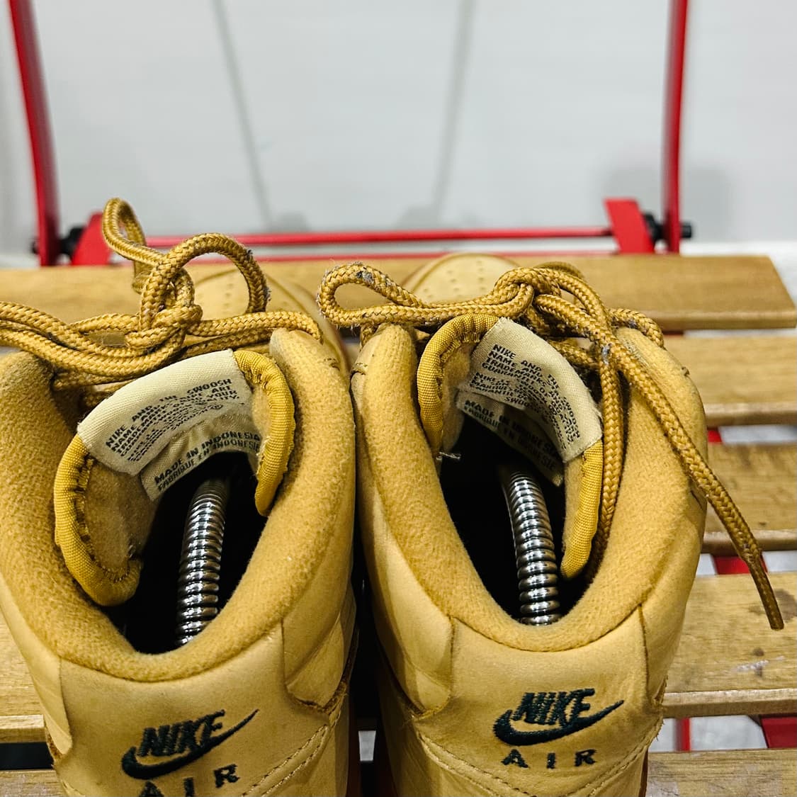 230) 나이키 운동화 여성 여자  에어포스1 하이 된장 스웨이드 상품이미지6