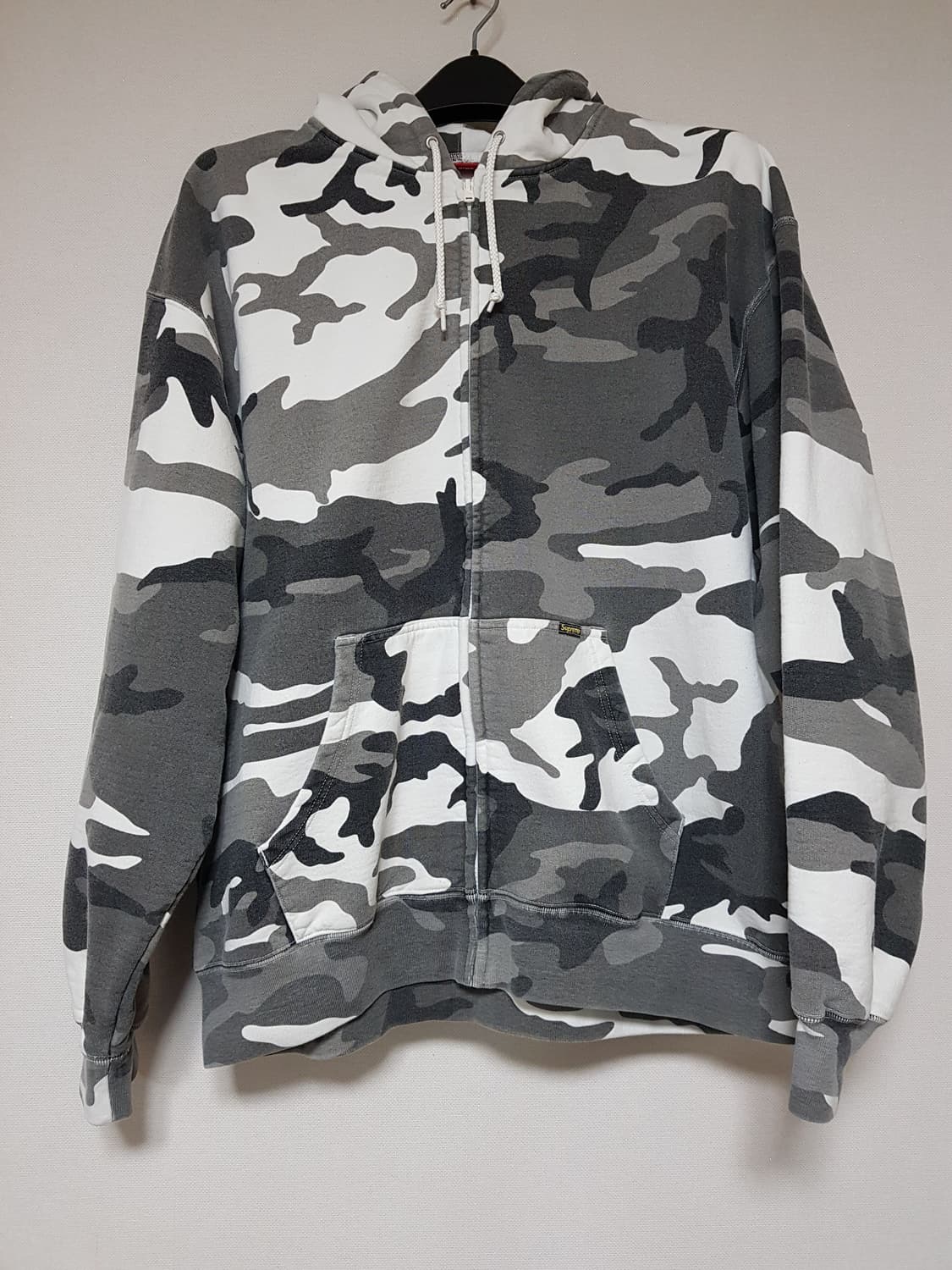 슈프림 워크 후드 집업 티셔츠 스노우 카모 24FW 상품이미지2