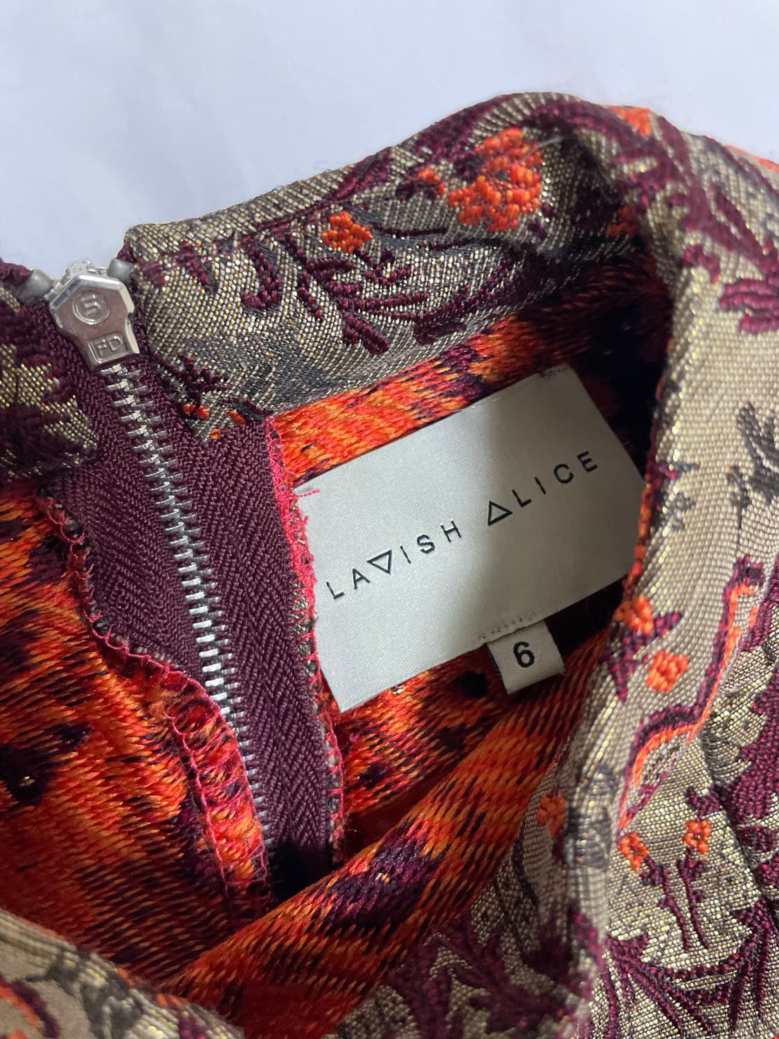 Lavish Alice gold baroque brocade dress 상품이미지4