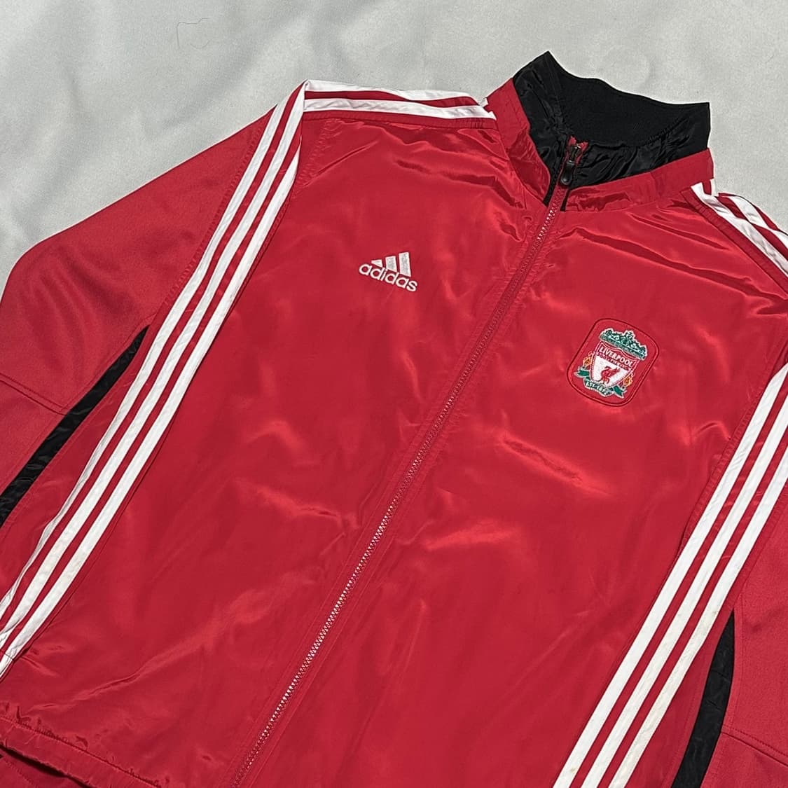 115 아디다스 리버풀 레드 바람막이 상품이미지1