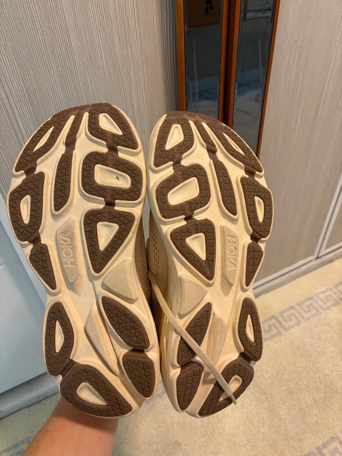 호카 본디8 베이지 270 상품이미지8