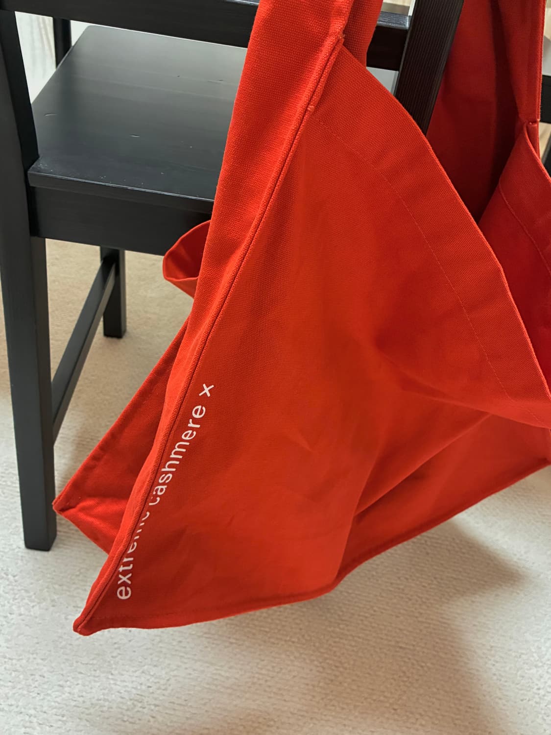 extreme cashmere 니트+에코백 상품이미지5