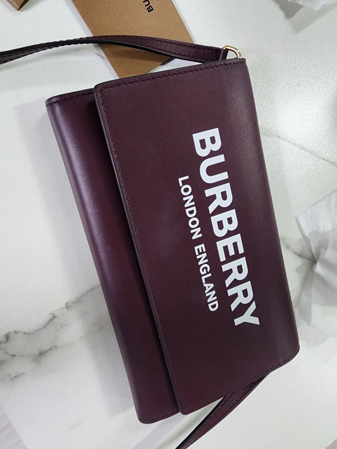 버버리 헤이즐미어 로고 월렛 미니 크로스백 상품이미지10