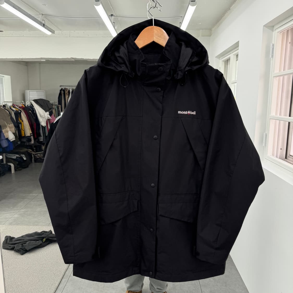 몽벨 바람막이  상품이미지2