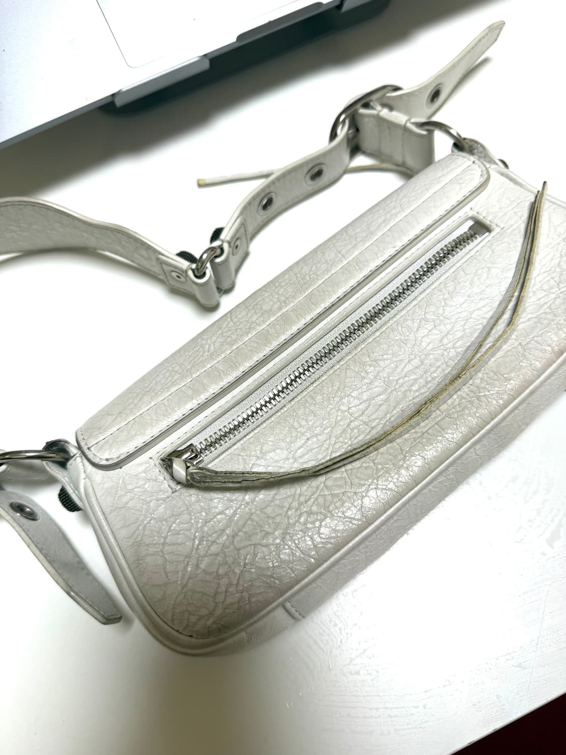 발렌시아가 르 카골 슬링백 상품이미지2