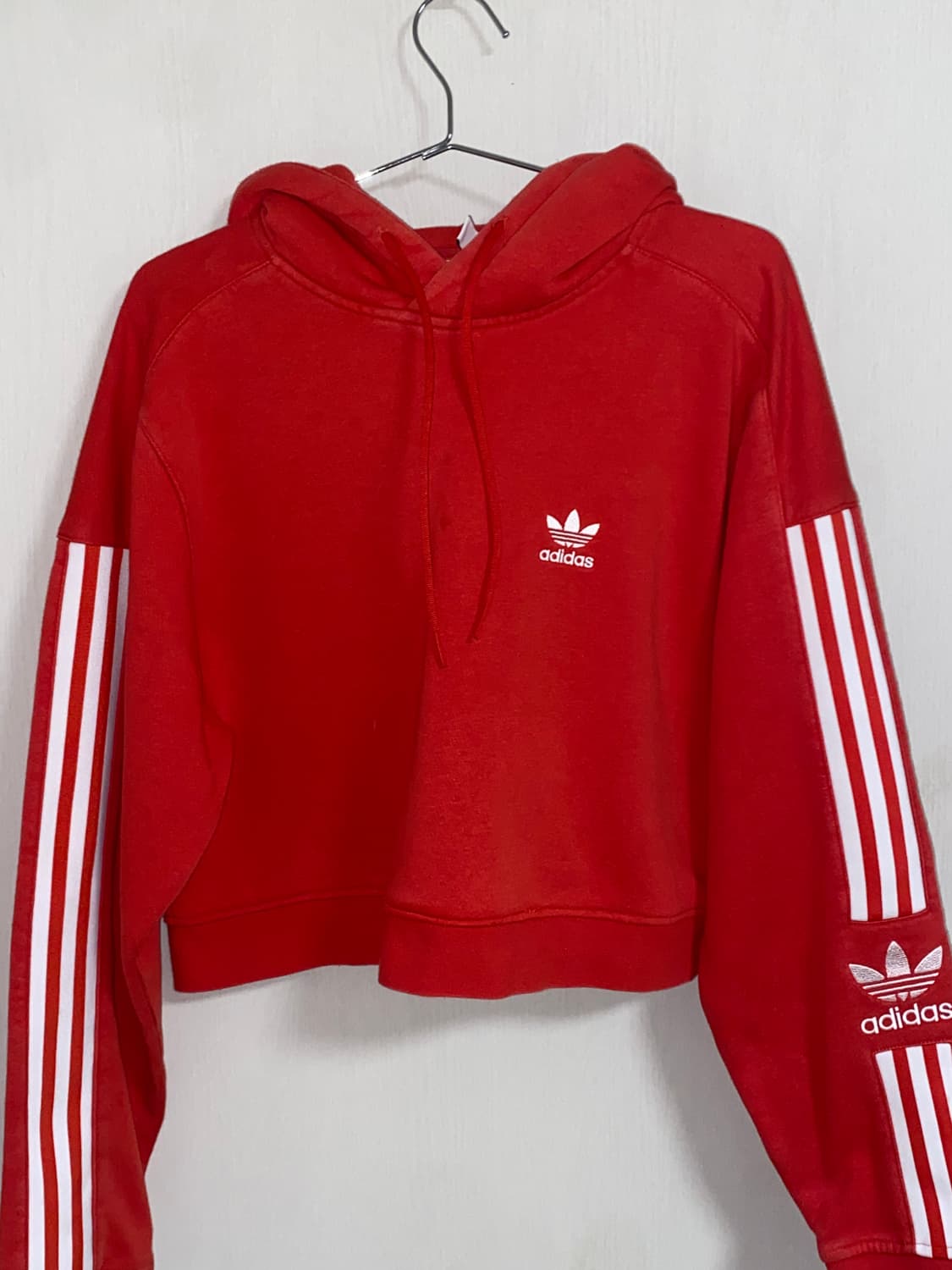 아디다스 크롭 후드 상품이미지1
