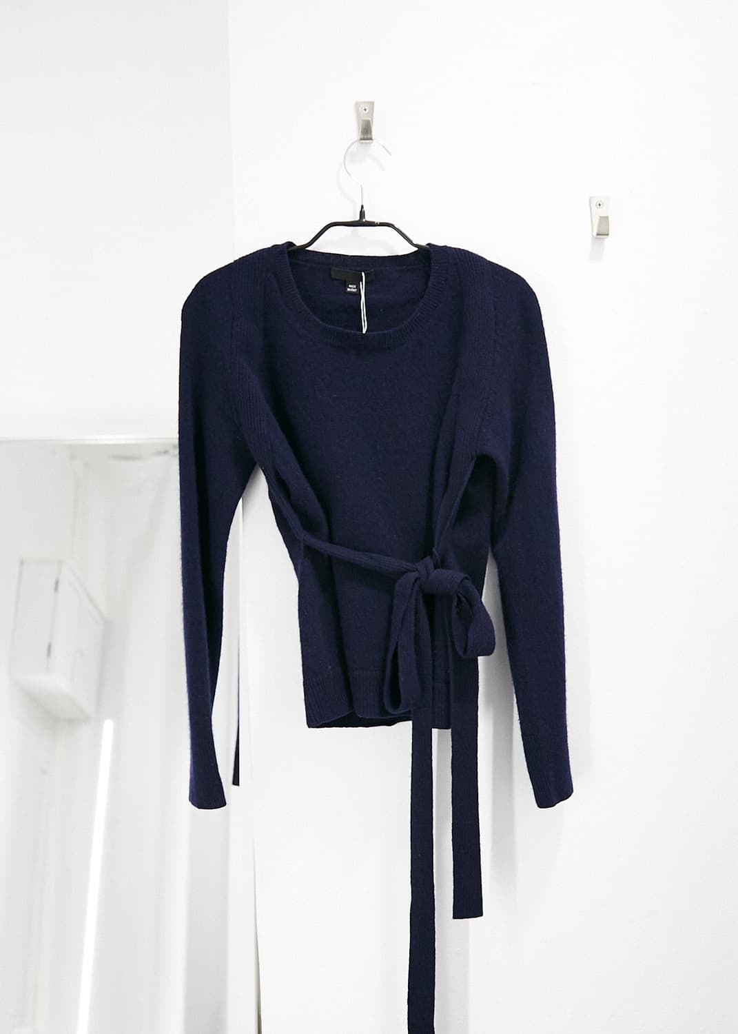 Waist Belt Sweater 상품이미지1