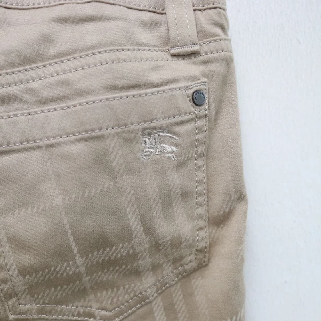 버버리 런던 체크 그라데이션 코튼 팬츠 61822 상품이미지8