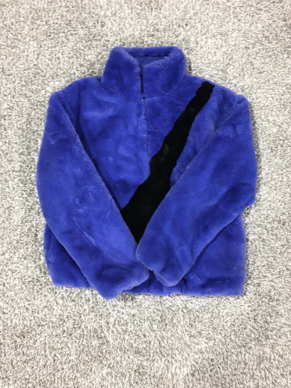 나이키 퍼 재킷 상품이미지1