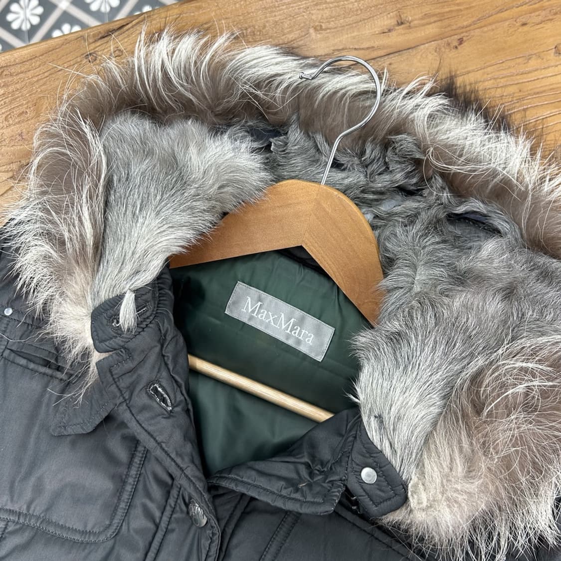 16002 - 막스마라 후드 퍼 다운 자켓 상품이미지4