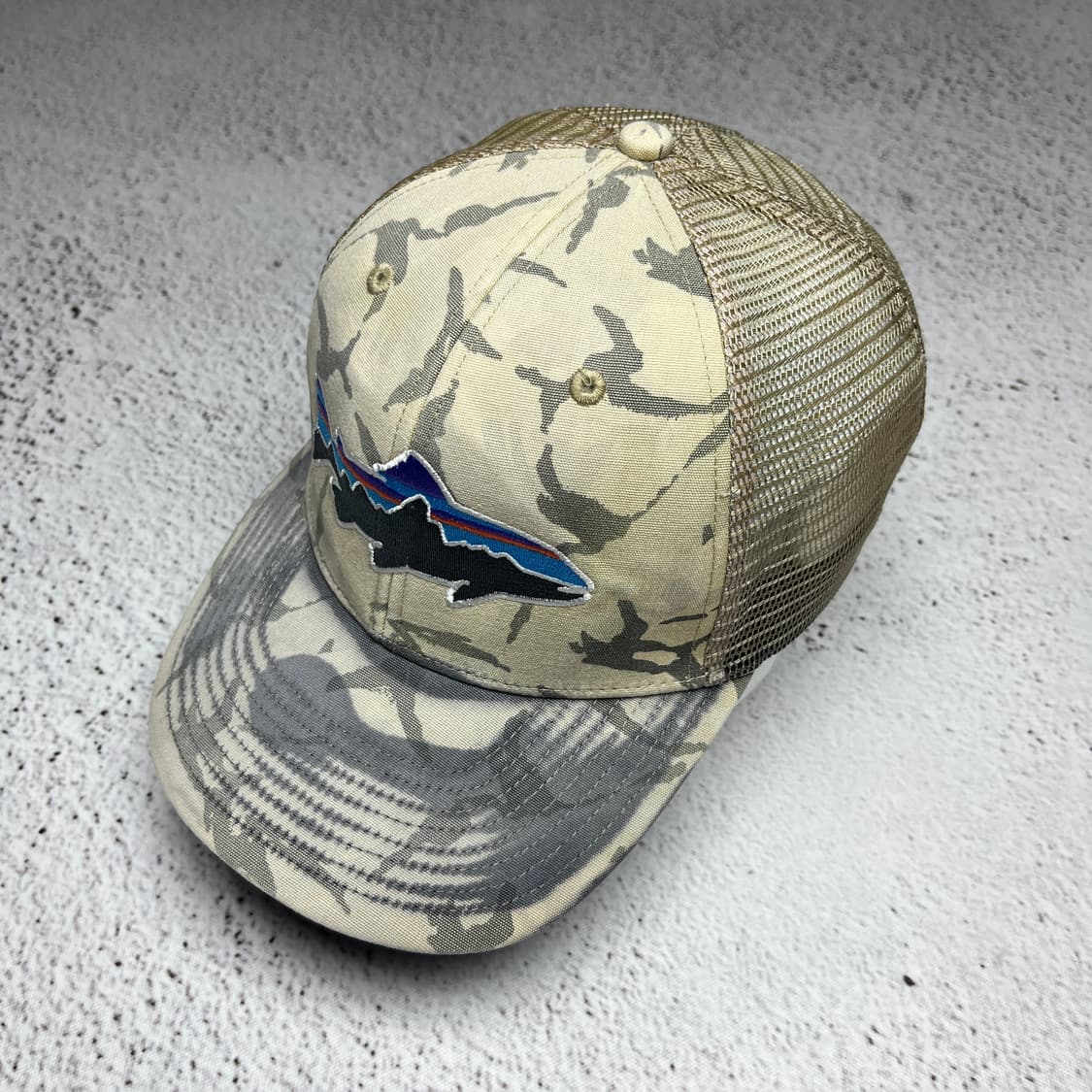 Patagonia P-6 Logo Trucker Hat 상품이미지1
