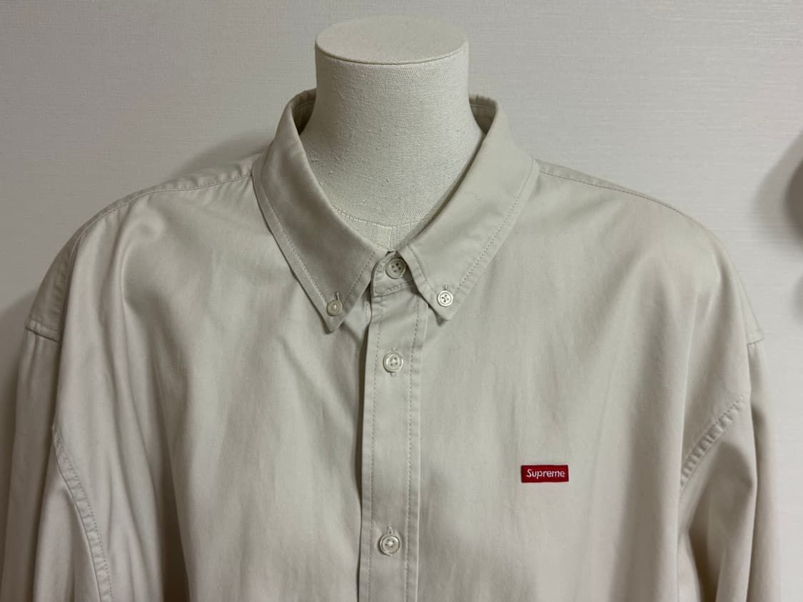 슈프림 스몰 박스 셔츠 화이트 상품이미지2