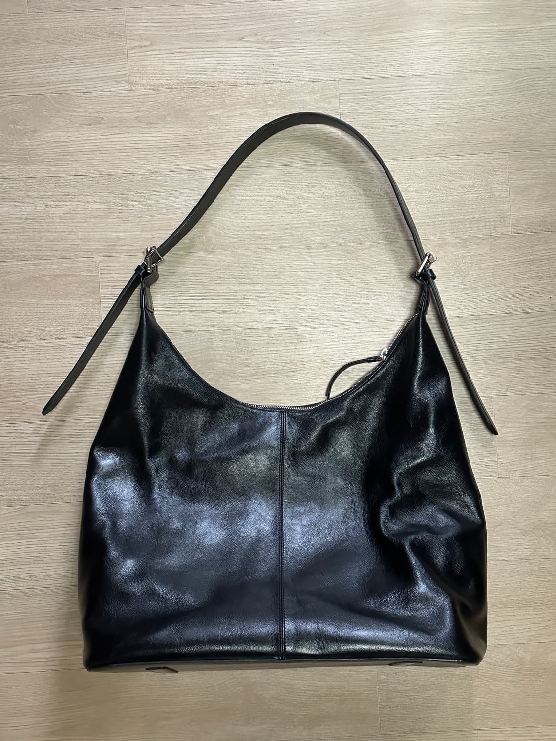 토니웩 풀그레인레더 숄더백 라지 상품이미지3