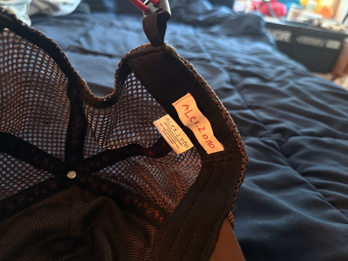 [OS] 알렉스 조노 아이 디그 러닝 트러커 햇 OG 브라운 상품이미지5